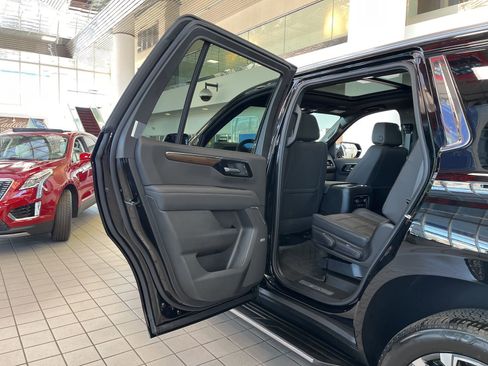 New 2026 Chevrolet Tahoe High Country w/ Sun And Tow Package AWD/4WD image 19
