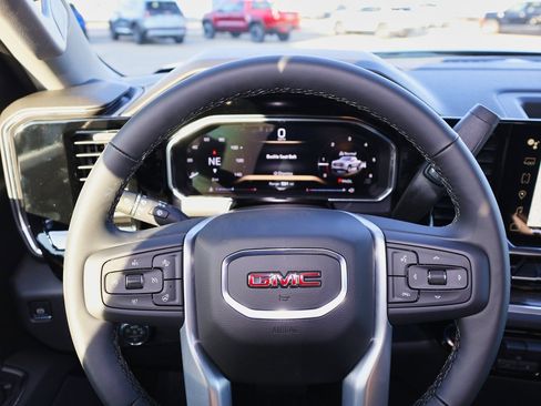 New 2026 GMC Sierra 1500 Elevation image 19