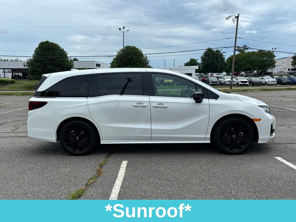 Used 2025 Honda Odyssey Sport-L image 11