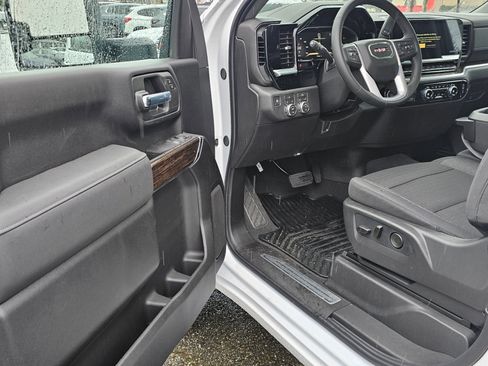 New 2026 GMC Sierra 3500 SLE w/ SLE Convenience Package AWD/4WD image 17
