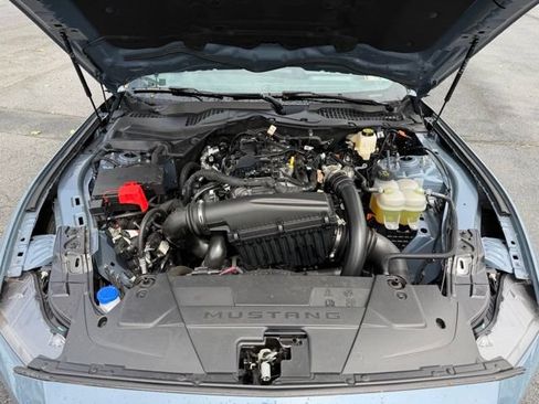 Certified 2025 Ford Mustang Coupe RWD image 21