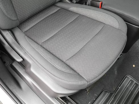 New 2025 Chevrolet Silverado 1500 LT image 46