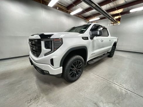 Certified 2024 GMC Sierra 1500 Elevation w/ Elevation Premium Package AWD/4WD image 4