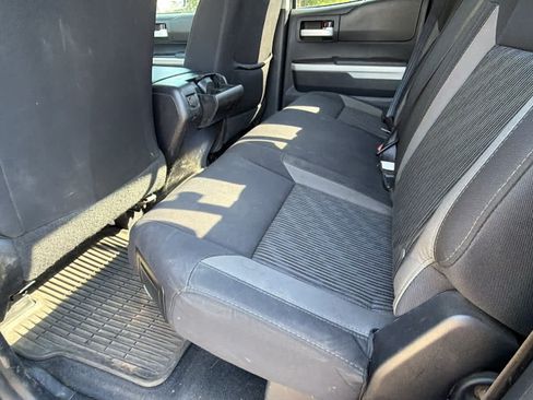 Used 2014 Toyota Tundra SR5 w/ SR5 Upgrade Package AWD/4WD image 18