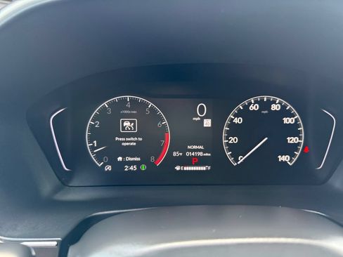 Used 2025 Honda Pilot EX-L image 11