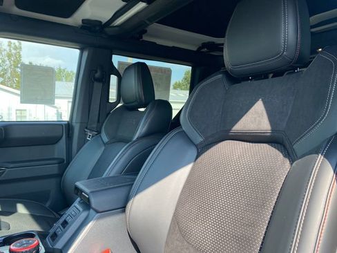 New 2025 Ford Bronco Raptor image 13