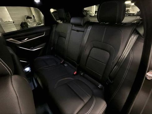 New 2026 Jaguar F-PACE R-Dynamic S image 9