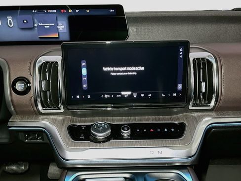 New 2026 Ford Expedition Platinum w/ Platinum Ultimate Package AWD/4WD image 13