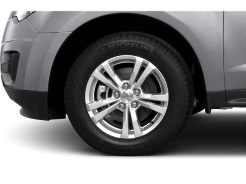 Used 2015 Chevrolet Equinox LS image 14