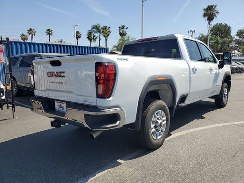 New 2026 GMC Sierra 2500 SLE w/ SLE Value Package; AWD/4WD image 4