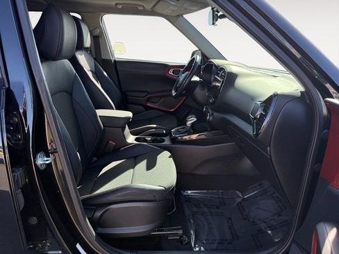 Used 2023 Kia Soul GT-Line FWD image 19
