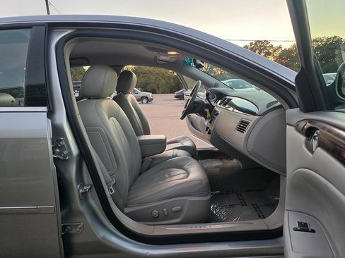 Used 2008 Buick Lucerne CXL w/ Luxury Package image 22