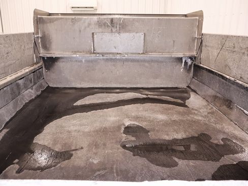 Used 2013 Ford F550 4x4 Regular Cab Super Duty w/ Payload Upgrade Pkg image 31