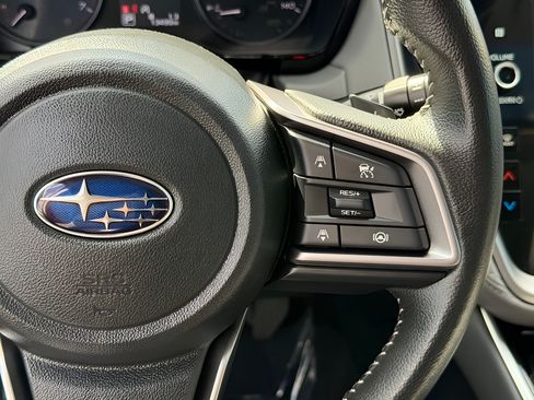 Used 2024 Subaru Outback Premium AWD/4WD image 43