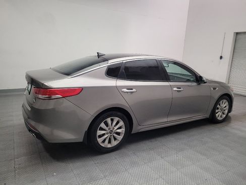 Used 2016 Kia Optima EX w/ Premium Package FWD image 10