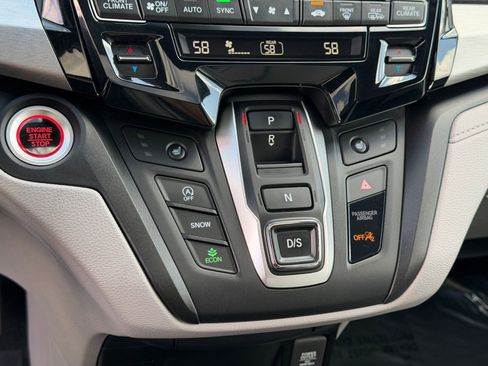 Used 2023 Honda Odyssey EX-L image 24