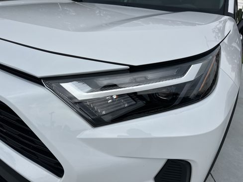 Certified 2024 Toyota RAV4 XLE w/ Convenience Package AWD/4WD image 6