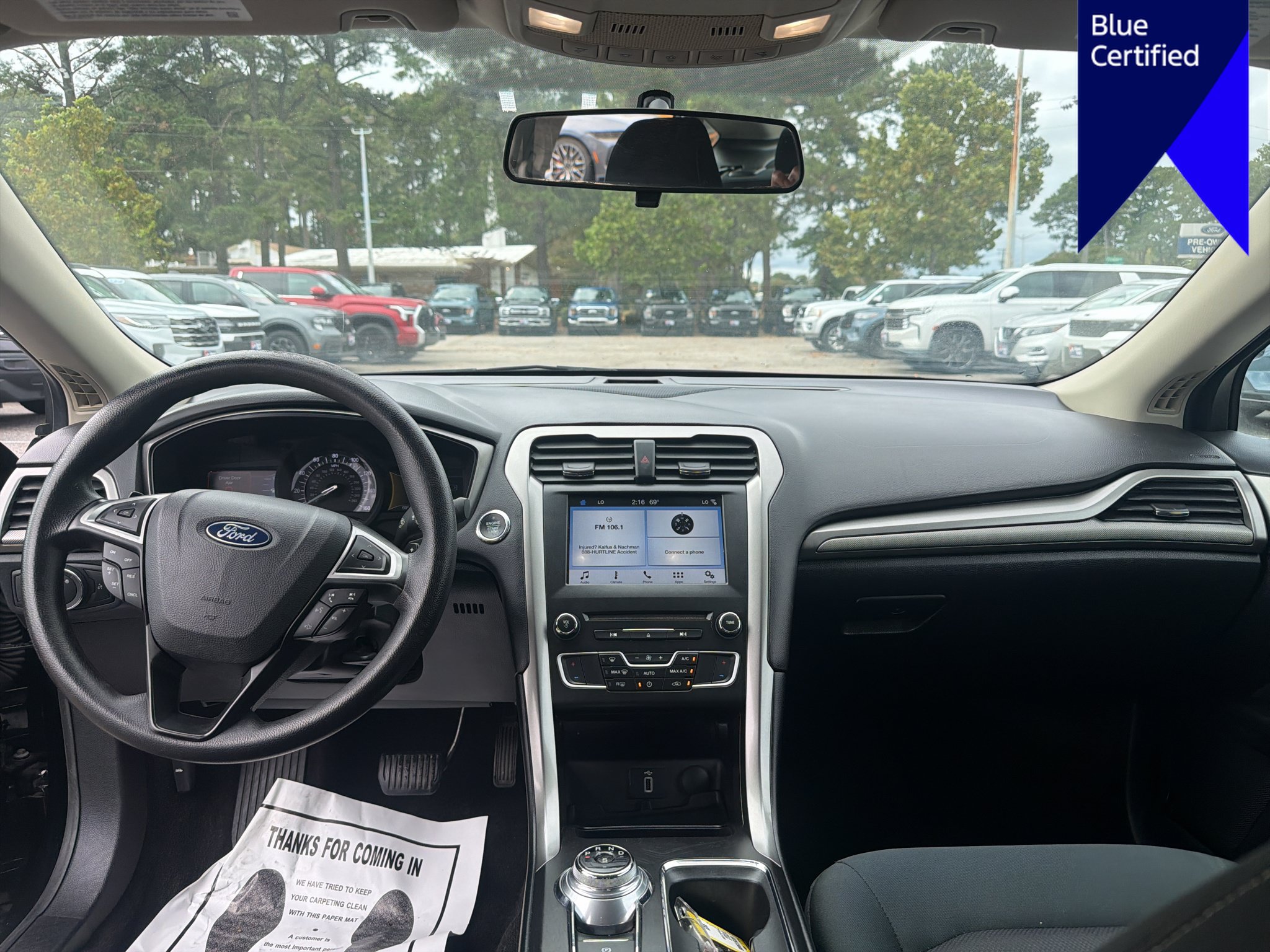Used 2018 Ford Fusion SE w/ Fusion SE Technology Package FWD image 14