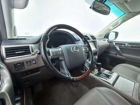 Used 2019 Lexus GX 460 Premium image 12