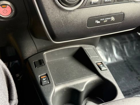 Used 2015 Nissan Leaf S w/ Charge Package image 38