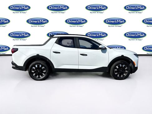 Used 2025 Hyundai Santa Cruz SEL FWD image 8