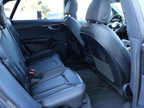 Used 2019 Audi Q8 Premium w/ Convenience Package image 19
