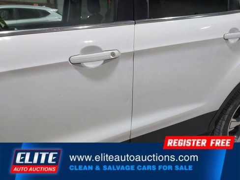 Used 2018 Ford Escape SEL AWD/4WD image 12