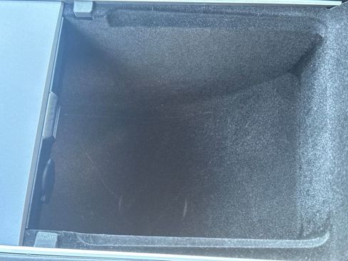 Used 2025 Tesla Model Y Long Range image 30