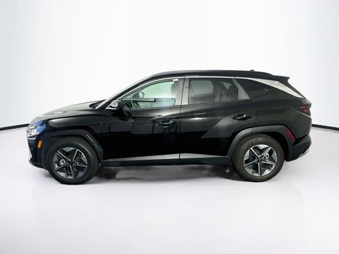 Used 2025 Hyundai Tucson SEL FWD image 4