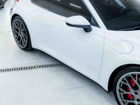 Used 2020 Porsche 911 Carrera S image 30