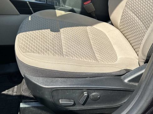 Used 2020 Ford Escape SE AWD/4WD image 17