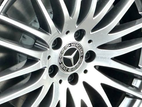 New 2026 Mercedes-Benz GLC 300 4MATIC image 10