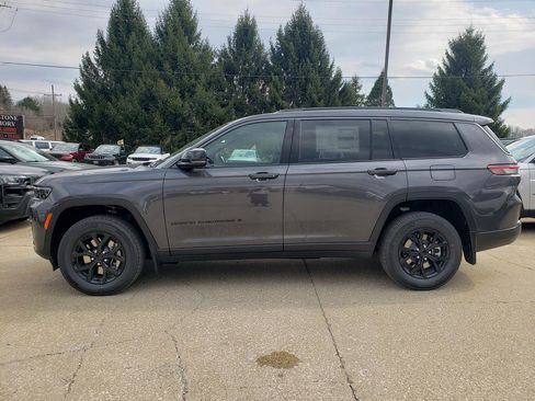 New 2026 Jeep Grand Cherokee L 4WD image 7