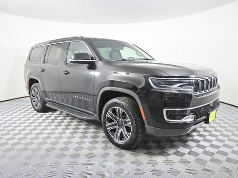 Used 2022 Jeep Wagoneer Series III image 9