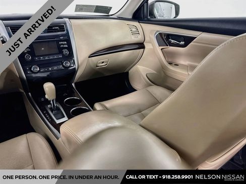 Used 2015 Nissan Altima 2.5 SL w/ Moonroof Package FWD image 23