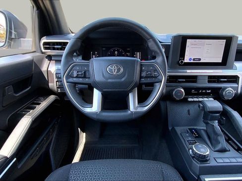 Used 2026 Toyota 4Runner SR5 AWD/4WD image 6