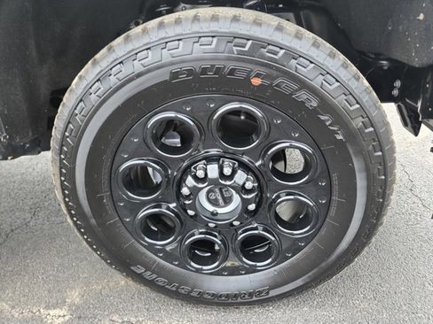 Certified 2024 Ford F250 Lariat w/ Black Appearance Package image 44