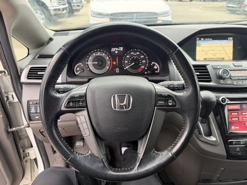 Used 2014 Honda Odyssey EX-L image 16