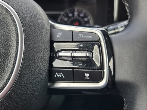 Used 2022 Kia Sorento EX w/ Panoramic Sunroof Package FWD image 21
