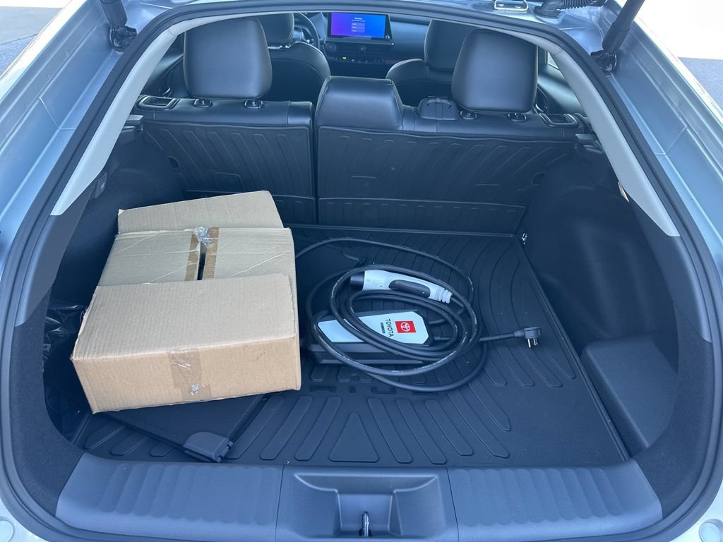 New 2026 Toyota Prius Plug-In Hybrid w/ Limited Premium Package FWD image 17