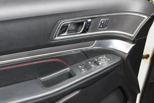 Used 2017 Ford Explorer Sport AWD/4WD image 13
