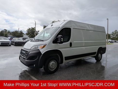 Used 2026 RAM ProMaster 2500 w/ Convenience Group FWD image 7