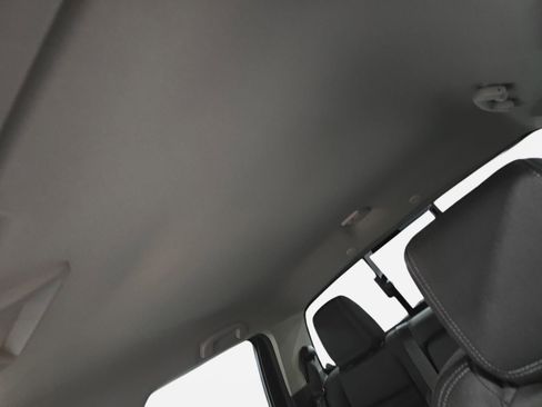 New 2026 Nissan Frontier SV w/ Tow Package image 29