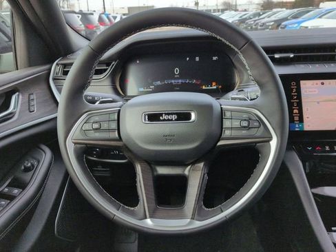 New 2026 Jeep Grand Cherokee Limited image 19