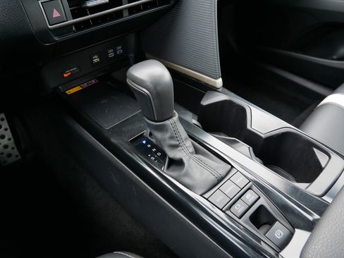 Certified 2025 Toyota Camry SE image 24