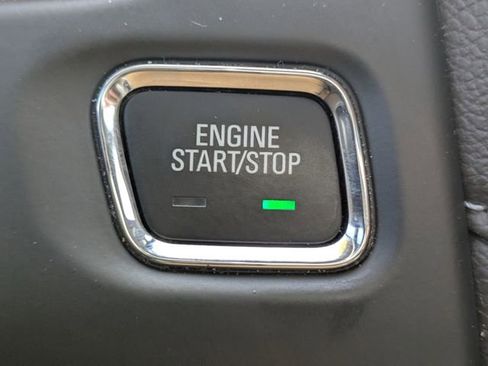 Used 2023 GMC Acadia SLT w/ Technology Package image 37