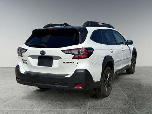 Used 2025 Subaru Outback Onyx Edition AWD/4WD image 5