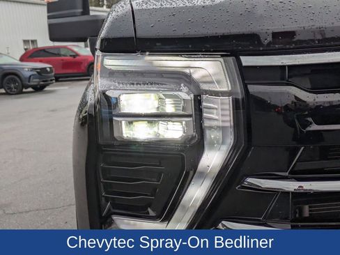 Used 2024 Chevrolet Silverado 2500 LTZ w/ LTZ Plus Package image 10