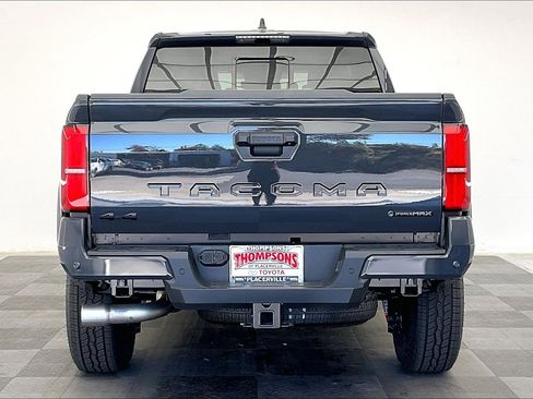 New 2025 Toyota Tacoma TRD Off-Road image 3