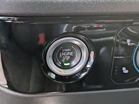 Used 2023 Chevrolet Silverado 1500 LT RWD image 21